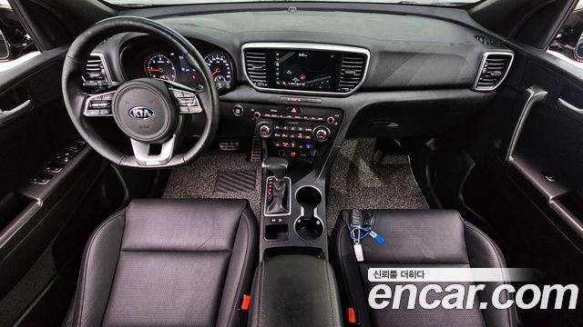 Kia Sportage — interior