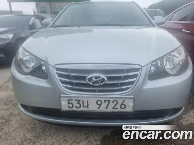Hyundai Avante — exterior