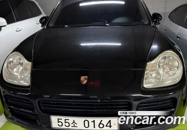 Porsche Cayenne — exterior