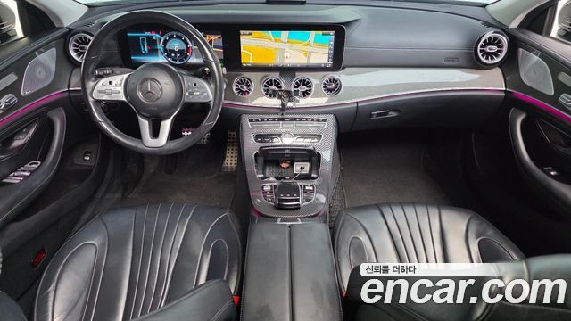 Mercedes-Benz CLS-Class — interior