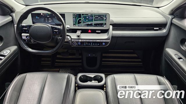 Hyundai IONIQ 5 — interior