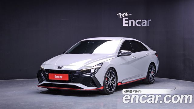 Hyundai Avante — exterior