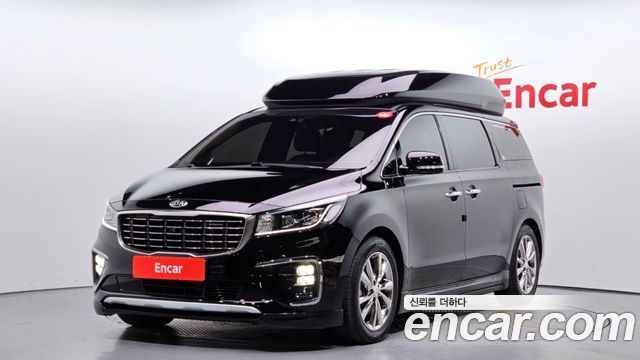 Kia Carnival — exterior