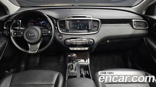 Kia Sorento — interior