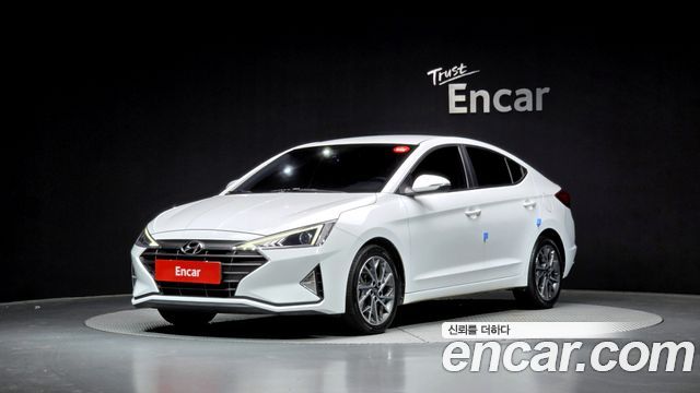 Hyundai Avante — exterior