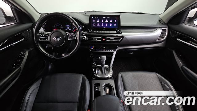 Kia Seltos — interior