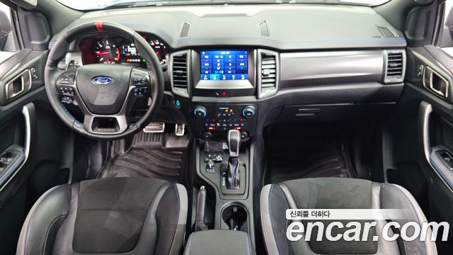 Ford Ranger — interior