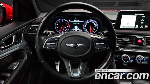 Genesis G70 — interior