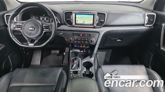 Kia Sportage — interior