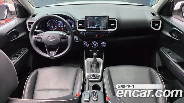 Hyundai Venue — interior