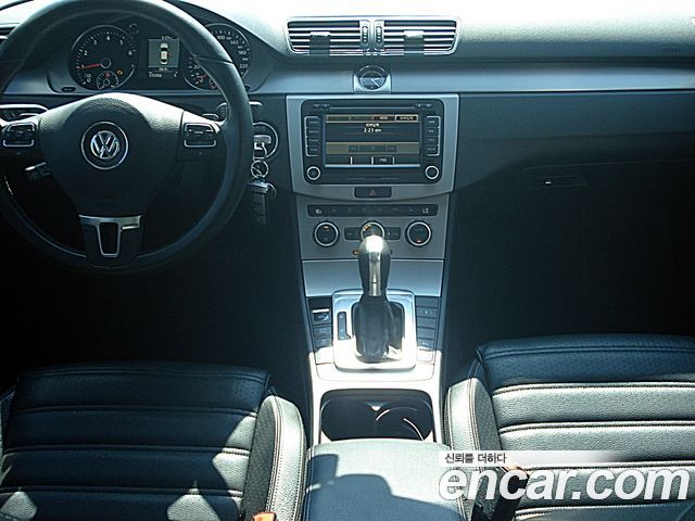 Volkswagen CC — interior