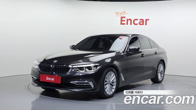 BMW 5 Series — exterior