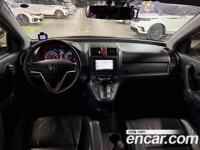 Honda CR-V — interior