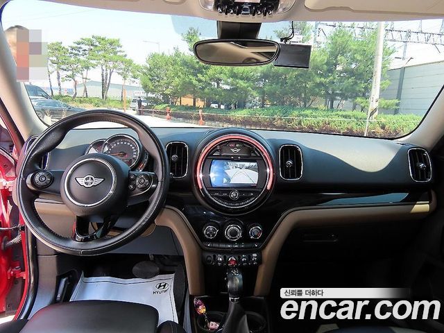 MINI Countryman — interior