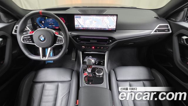 BMW M2 — interior