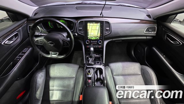 Renault Korea SM6 — interior