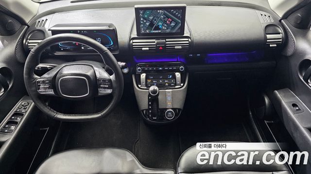 Hyundai Casper — interior
