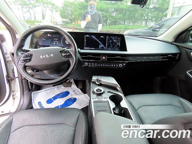 Kia EV6 — interior