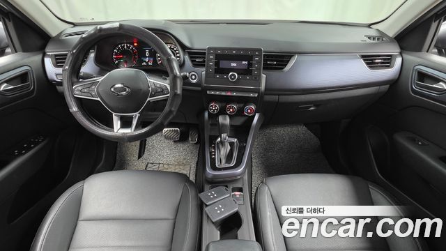 Renault Korea XM3 — interior