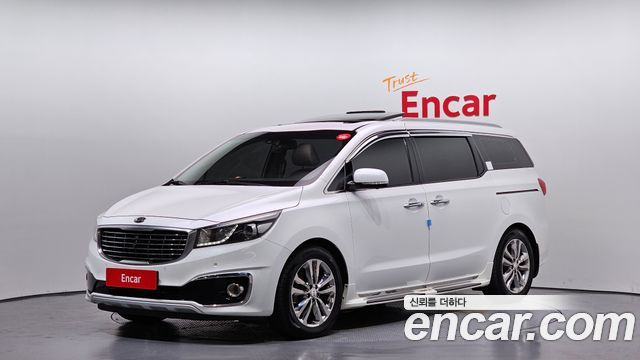 Kia Carnival — exterior