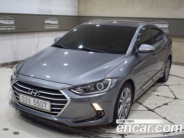 Hyundai Avante — exterior
