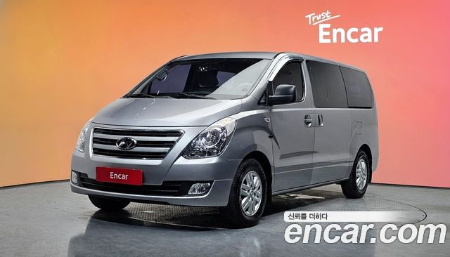 Hyundai Starex