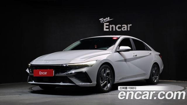 Hyundai Avante — exterior