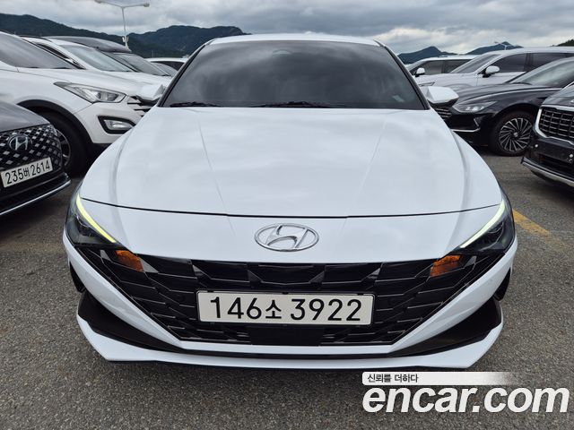 Hyundai Avante — exterior
