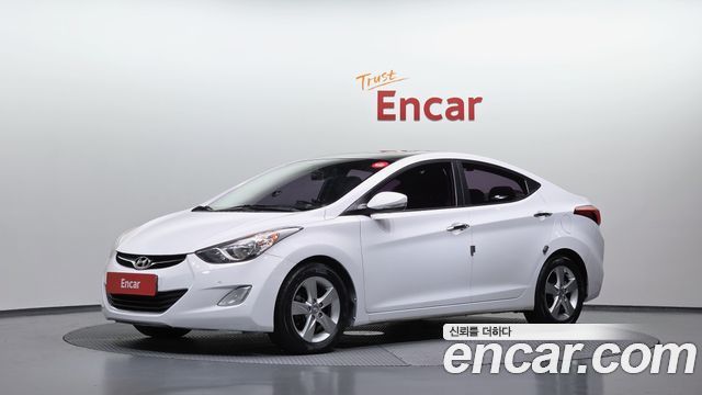 Hyundai Avante — exterior