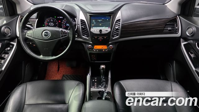 KG Mobility Korando — interior