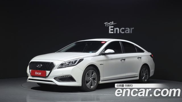 Hyundai Sonata — exterior