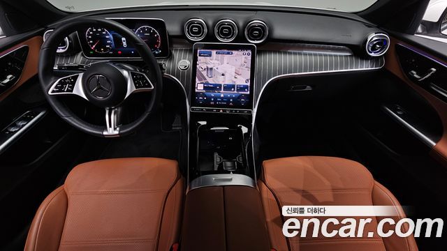 Mercedes-Benz C-Class — interior