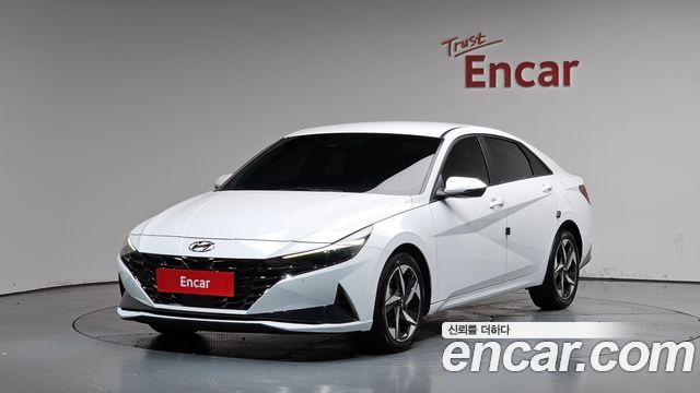 Hyundai Avante — exterior
