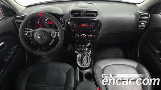 Kia Soul — interior