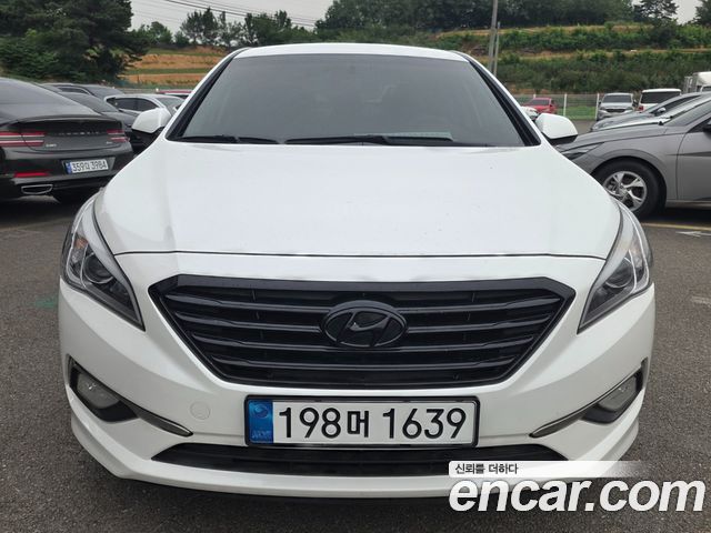 Hyundai Sonata — exterior