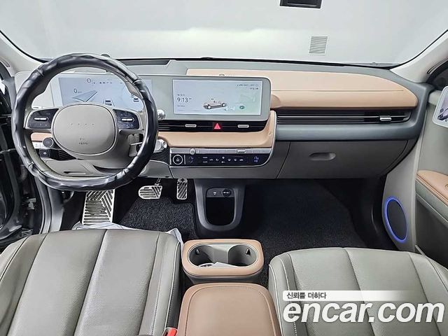 Hyundai IONIQ 5 — interior