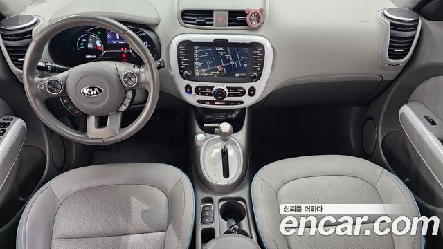 Kia Soul — interior