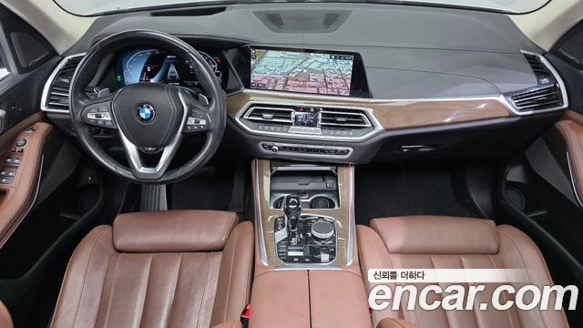 BMW X5 — interior