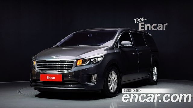 Kia Carnival — exterior