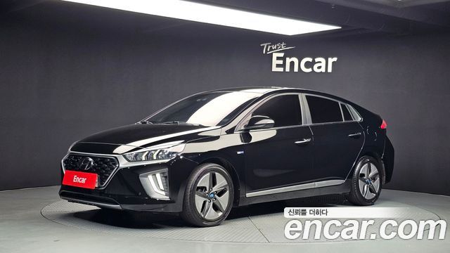 Hyundai Ioniq — exterior