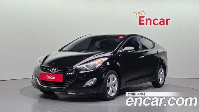Hyundai Avante — exterior