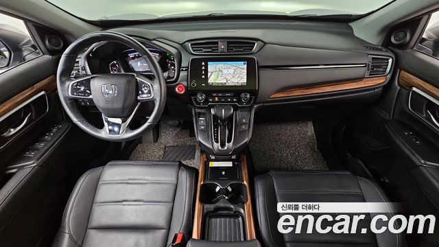 Honda CR-V — interior