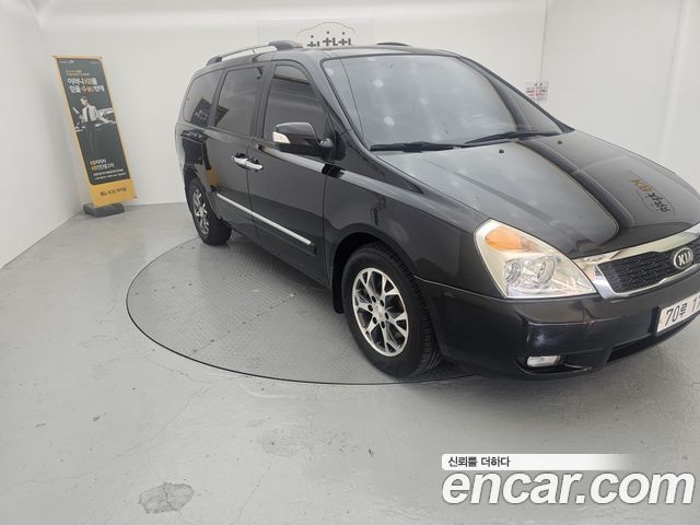 Kia Carnival — exterior