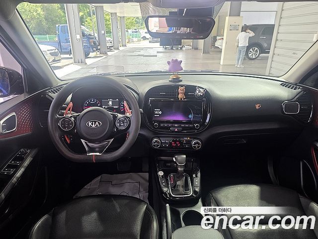 Kia Soul — interior