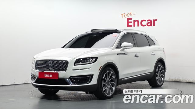 Lincoln Nautilus — exterior