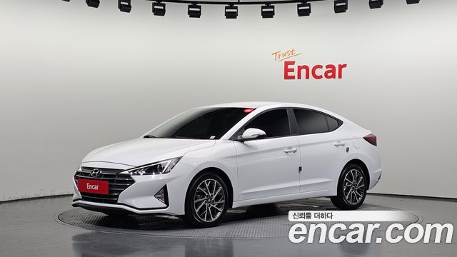 Hyundai Avante — exterior