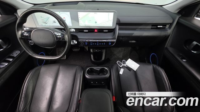 Hyundai IONIQ 5 — interior