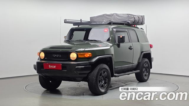 Toyota FJ Cruiser — exterior
