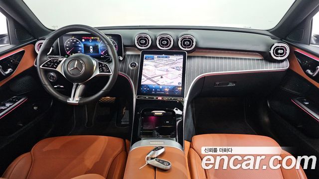 Mercedes-Benz C-Class — interior