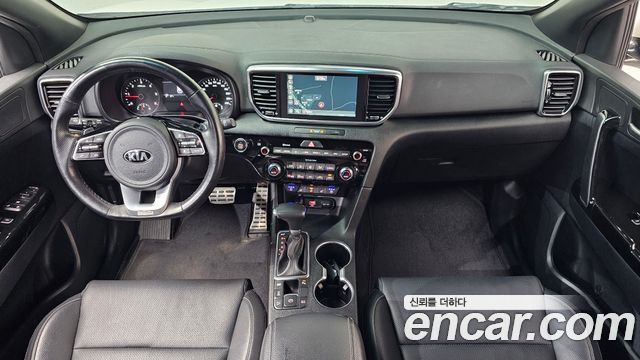 Kia Sportage — interior
